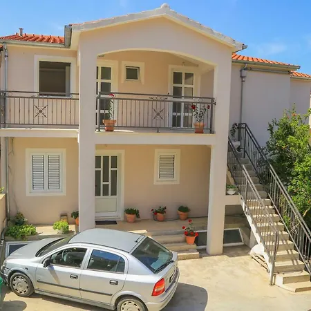 Ante Apartment Hvar Town